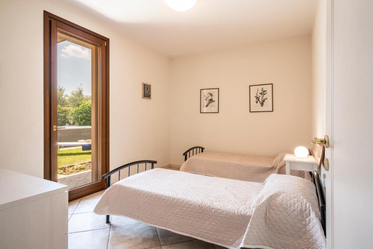 Villa Giulia Manerba del Garda Ngoại thất bức ảnh