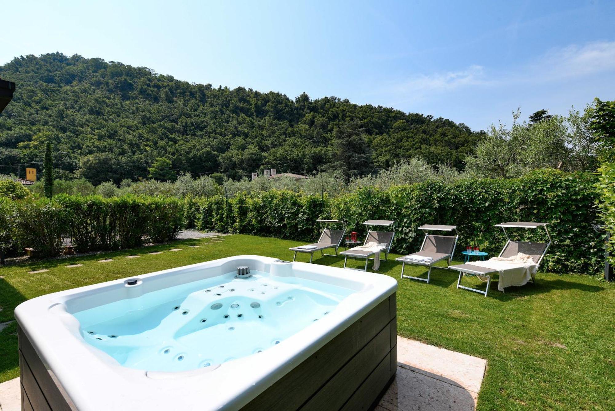 Villa Giulia Manerba del Garda Ngoại thất bức ảnh